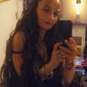 Meet your Posher, Deidra